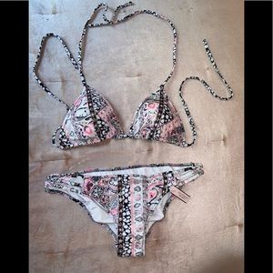 NEW! Victoria Secret’s Bikini